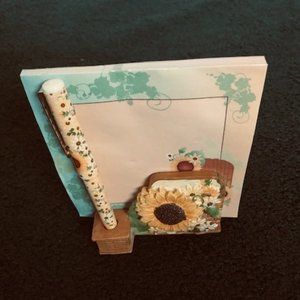 NIB Sunflower Notepad Desk Set